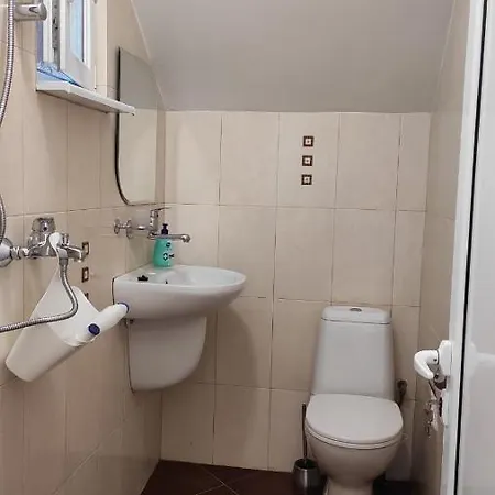 Lazur Karlovo 8 Street Free Parking