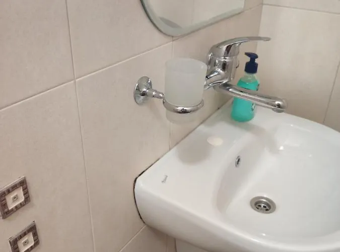 Lazur Karlovo 8 Street Free Parking בורגאס