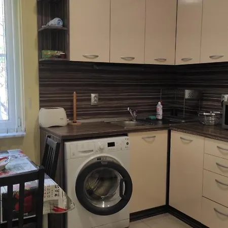 Lazur Karlovo 8 Street Free Parking * Burgas